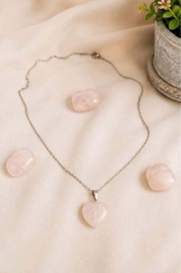 collar para el amor cuarzo rosa de corazon castelia 2